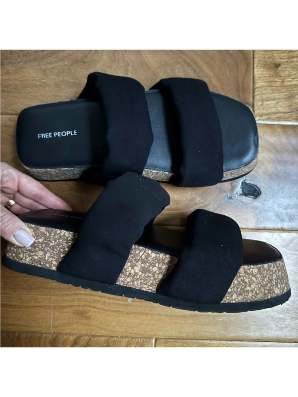 NWT Free People Fairmont Flared Suede Black Sandal Sz 7,5 No original box